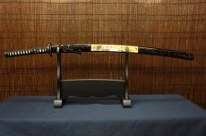 画像1: 武士刀　大刀【彫金龍虎鷹】　 Large Samurai Sword (Gold Engraved, Tiger Dragon and Hawk) (1)
